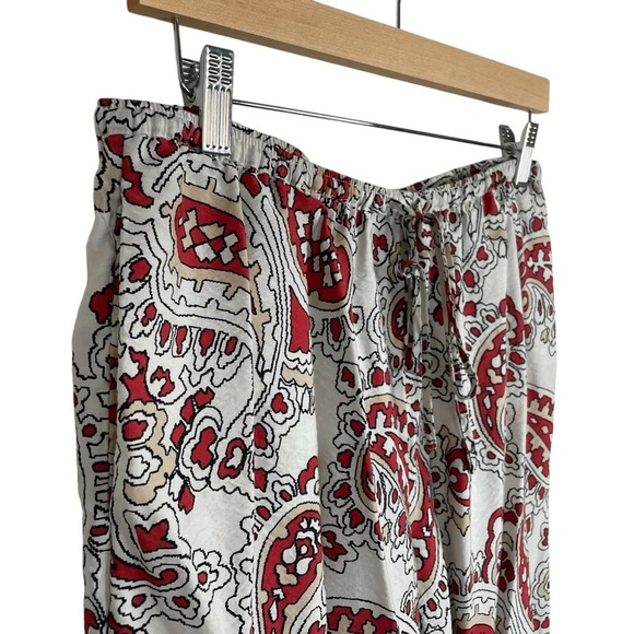 H&M High Rise Wide Leg Paisley Pull On Pants in White/Red Size M - Picture 6 of 10
